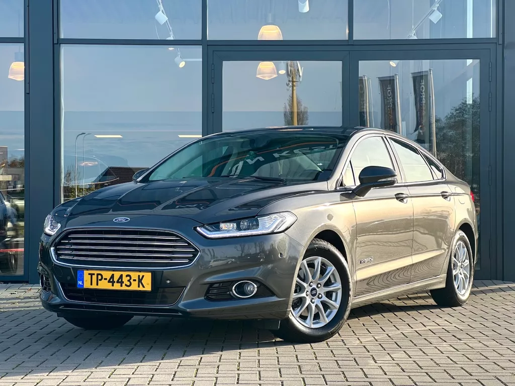 FORD Mondeo 2.0 HEV 187pk eCVT Hybrid Titanium X | Leer | Stoelverw. | Nav. | Cam. | LED | ACC | NL Auto |