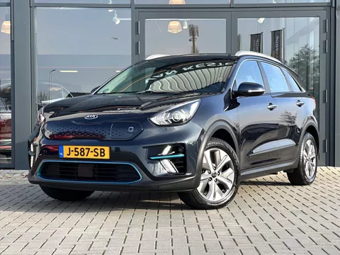 Kia e-Niro 204pk DynamicLine 64 kWh 3-Fase | Trekh. | Stoel + Stuurverw. | Cam. | Keyless | DAB |  NL Auto |