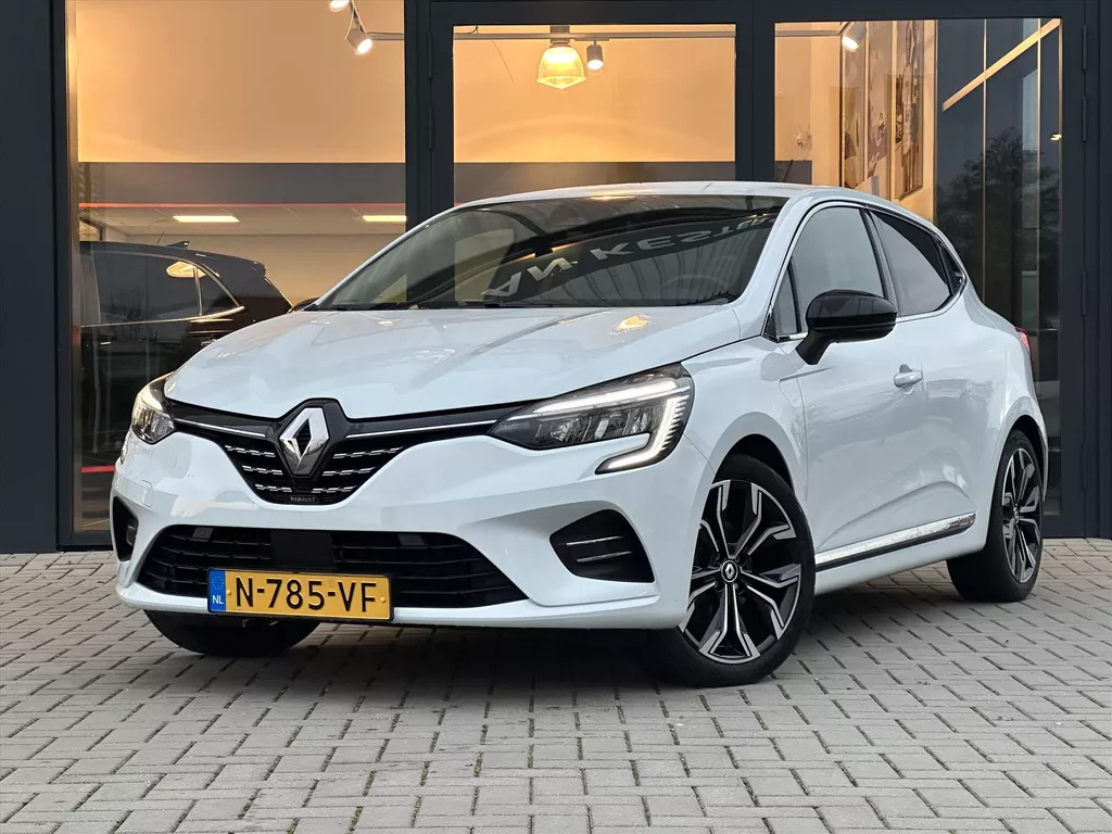 RENAULT Clio 1.6 E-Tech Hybrid 140pk Intens | Trekhaak Afn. | ACC | Pack Winter | Nav | Blindspot | Cam. | Nieuwstaat | NL Auto |