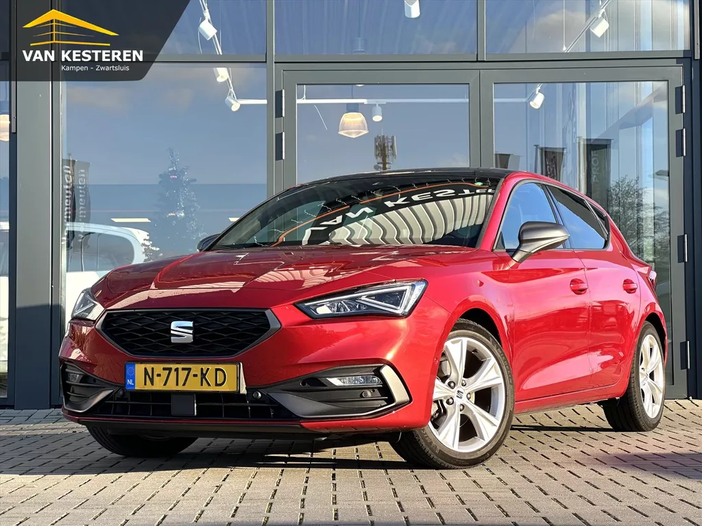 SEAT Leon 1.0 TSI 110pk FR Business Intense | Pano | Alcantara | Cam. | Stoelverw. | LED | DAB | NAV | NL Auto |