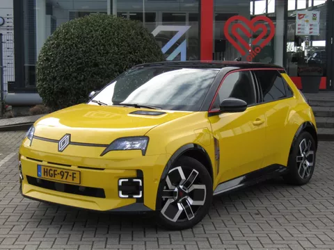 RENAULT 5 Iconic 52kWh 150pk met Pack Safety & Adv. Driving Assist /