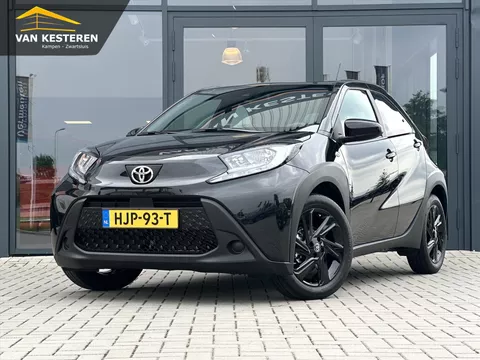 TOYOTA Aygo X 1.0 VVT-i MT 72pk Play | C.C. | Cam. | 17" LMV | 1e eig. | Carplay | Nieuwstaat! | NL Auto |