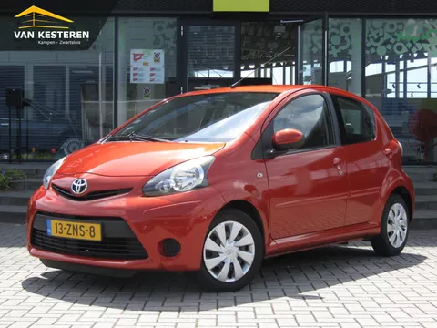 TOYOTA Aygo 1.0 VVT-i 5D Comfort Orange
