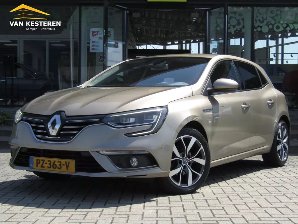 RENAULT Megane 1.2 TCe 130pk Bose / Navigatie / Camera / Head-up Display / Adaptive Cruise-Control