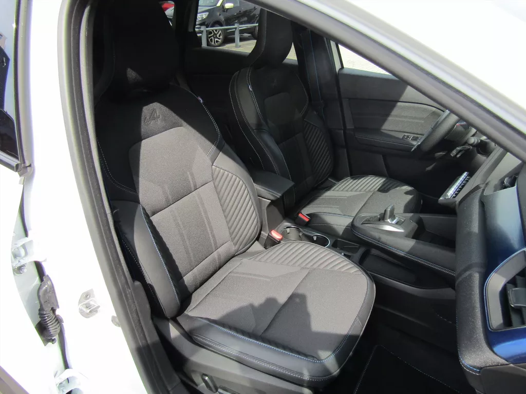 RENAULT Symbioz 1.6 E-Tech full hybrid 160pk Aut Esprit Alpine / Panoramadak / Harman Kardon / Pack Winter RENAULT Symbioz 1.6 E-Tech full hybrid 160pk Aut Esprit Alpine / Panoramadak / Harman Kardon / Pack Winter