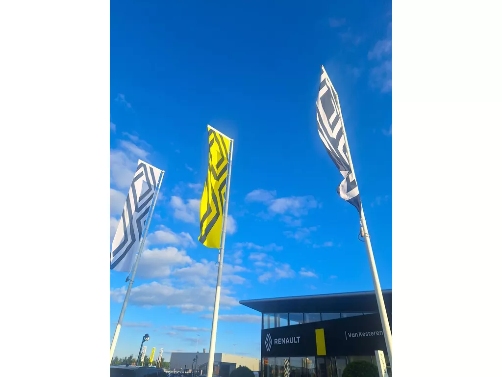 RENAULT Symbioz 1.6 E-Tech full hybrid 160pk Aut Esprit Alpine / Panoramadak / Harman Kardon / Pack Winter RENAULT Symbioz 1.6 E-Tech full hybrid 160pk Aut Esprit Alpine / Panoramadak / Harman Kardon / Pack Winter