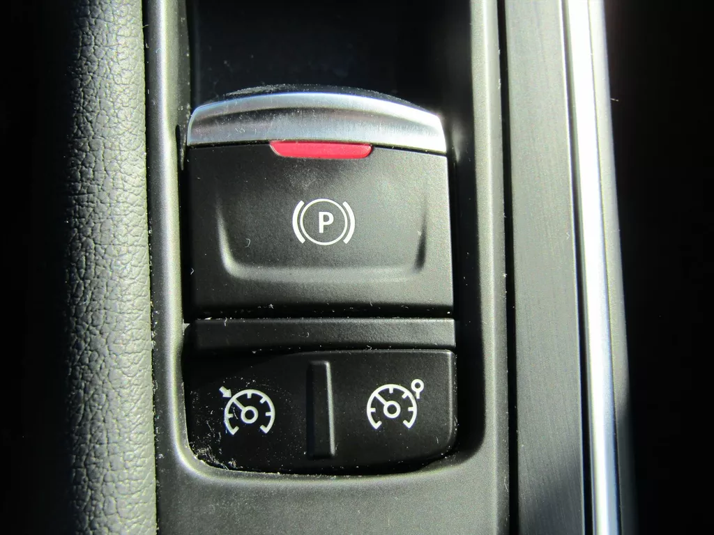 Renault Scénic 1.2 TCe 130pk Intens / Trekhaak / Navigatie / Camera / Blindspot Renault Scénic 1.2 TCe 130pk Intens / Trekhaak / Navigatie / Camera / Blindspot