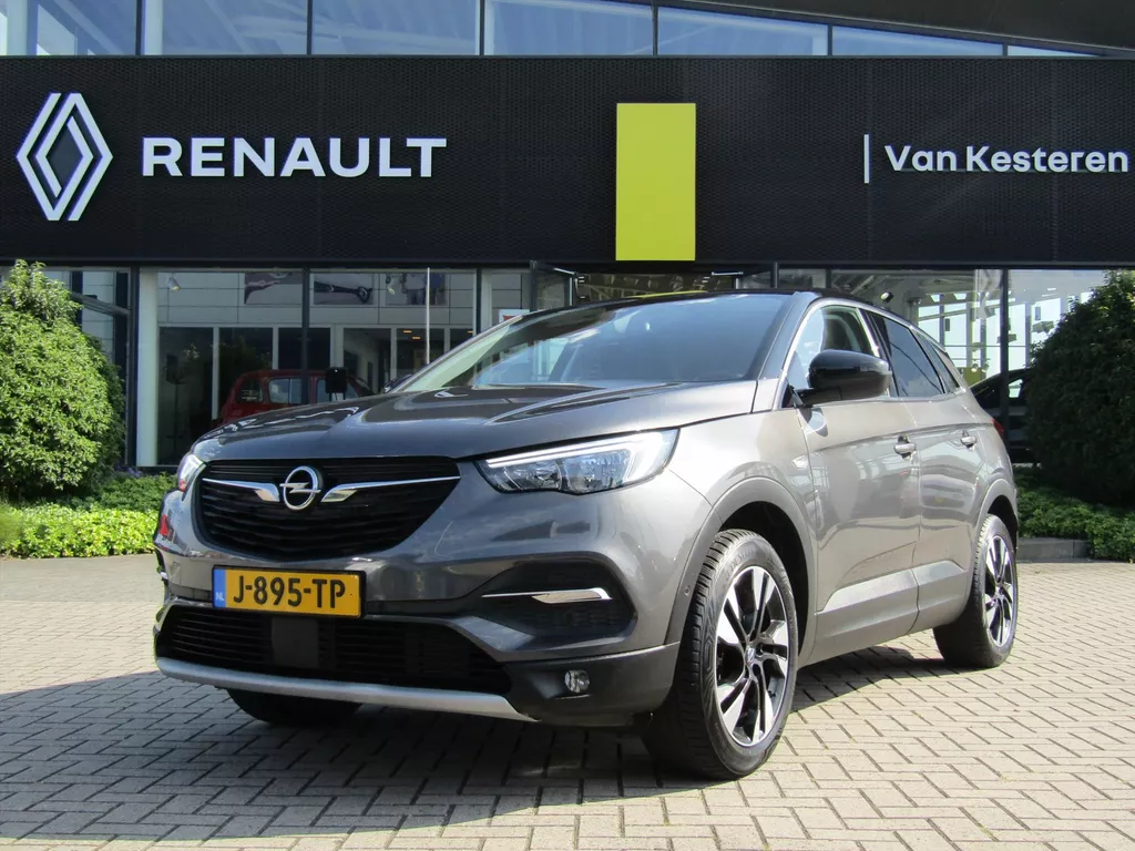 OPEL Grandland X 1.2 Turbo 130pk Aut Innovation / Trekhaak / Navigatie / Camera