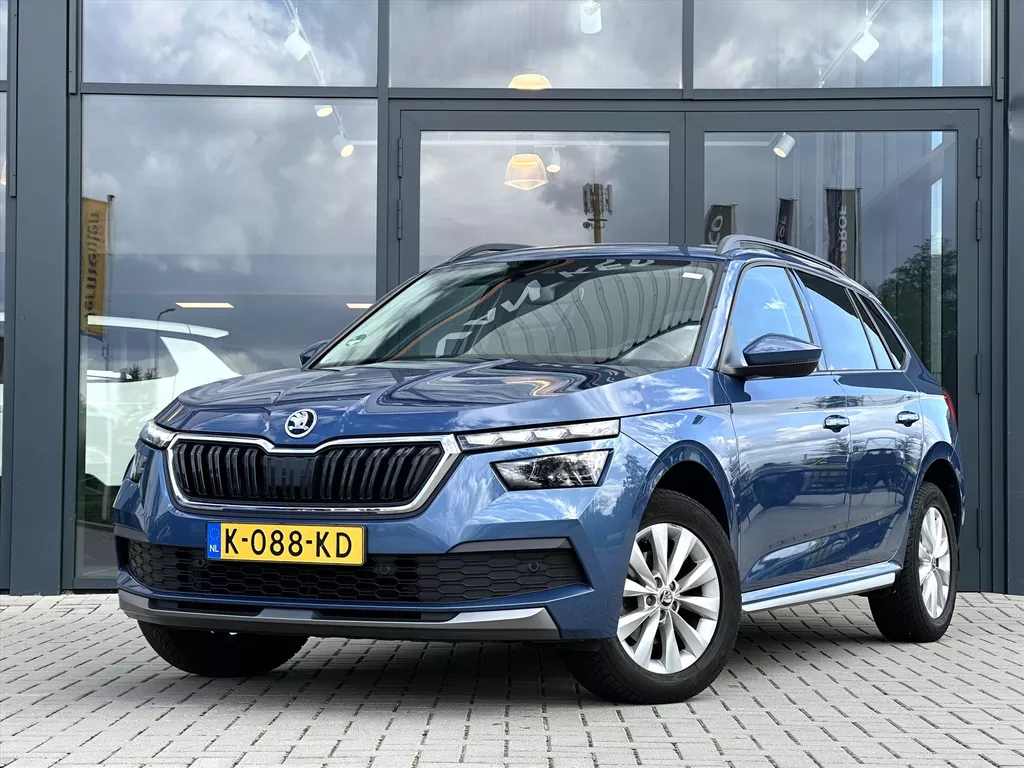 Skoda Kamiq 1.0 TSI Greentech 110pk DSG-7 Business Edition | Trekh. | Leer/Alcantara | Stoelverw. | Cam. | Navigatie | LED | Keyless | NL Auto|