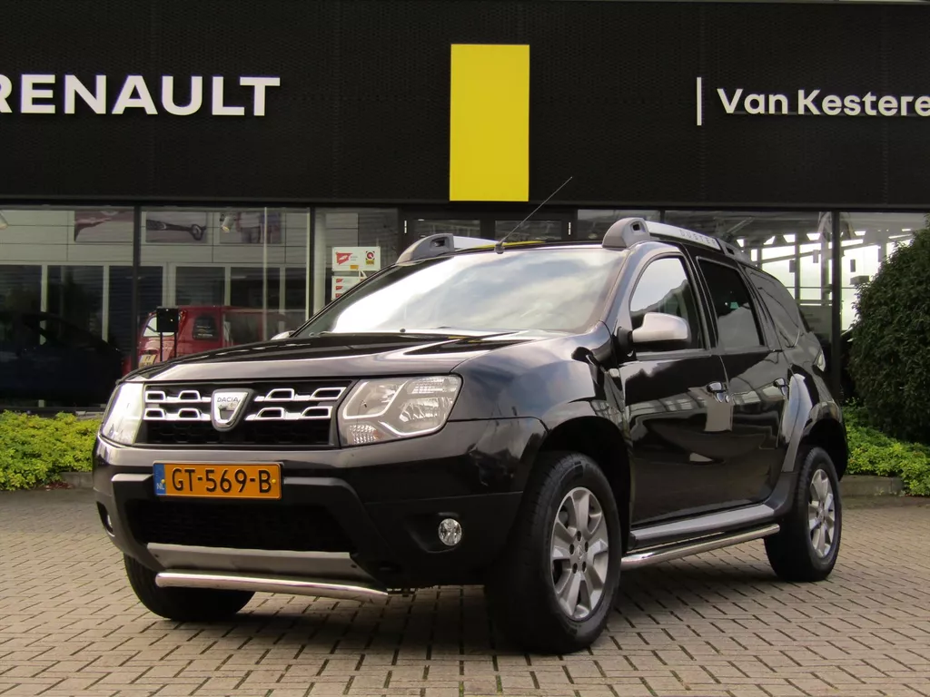 DACIA Duster TCe 125pk 4x2 Lauréate / Trekhaak / Compleet dealer O.H.