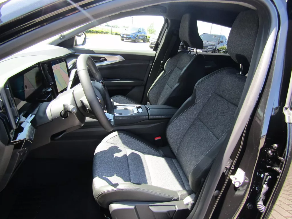 Renault Rafale E-Tech full hybrid 200pk Aut Techno / Stuur-Stoelverwarming / elektrisch bedienbare achterklep Renault Rafale E-Tech full hybrid 200pk Aut Techno / Stuur-Stoelverwarming / elektrisch bedienbare achterklep