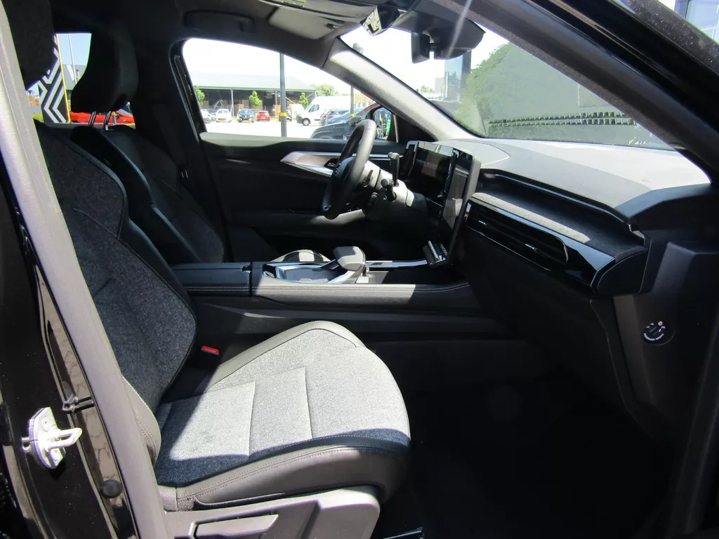 Renault Rafale E-Tech full hybrid 200pk Aut Techno / Stuur-Stoelverwarming / elektrisch bedienbare achterklep Renault Rafale E-Tech full hybrid 200pk Aut Techno / Stuur-Stoelverwarming / elektrisch bedienbare achterklep