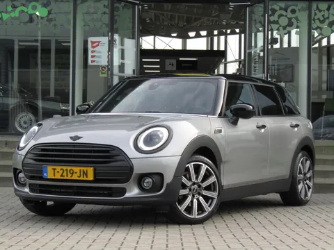 MINI Mini Clubman (f54) 1.5 136pk Aut Cooper Mini Yours / Navigatie / Camera / Vol Leder / NL Auto / dealer O.H.