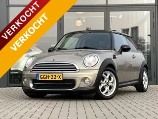 MINI Mini Cooper 1.6 122pk Panoramaschuifdak | Stoelverw. | PDC | Navigatie | Xenon |