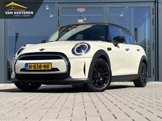 Mini Cooper 1.5 136pk Aut. Business Edition | Facelift | NAV 8,8 Scherm | LED | PDC | Sportstoelen | Carplay | Zwart dak | NL Auto |