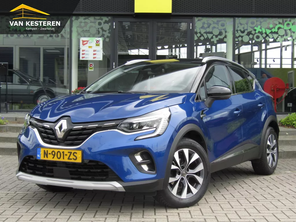 RENAULT Captur TCe 101pk Intens / Navigatie / Dakrails / 4 Seizoen banden / Compleet dealer O.H