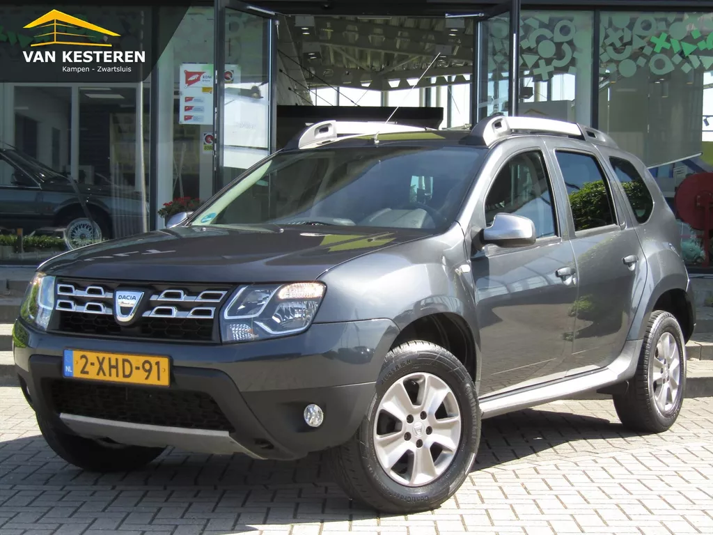 DACIA Duster TCe 125pk 4x2 Prestige / Trekhaak / Navigatie / Cruise-Control / Compleet dealer O.H.