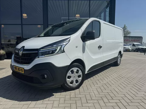 RENAULT Trafic 2.0 Energy dCi 120pk L2H1 T29 Work Edition / Navigatie / Camera / Trekhaak