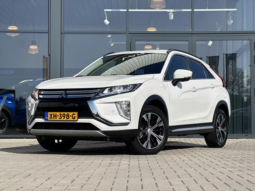 MITSUBISHI Eclipse Cross 1.5 DI-T 163pk 2WD CVT Intense S | Aut. | Trekh. | 360° CAM | Leer | HUD | Stoelverw. | NL Auto |