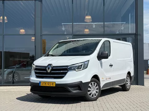 Renault Trafic GB 2.0 Blue dCi 110pk L1H1 Comfort / Parkeersensoren / Laadruimte voorzien van wanden en vloer